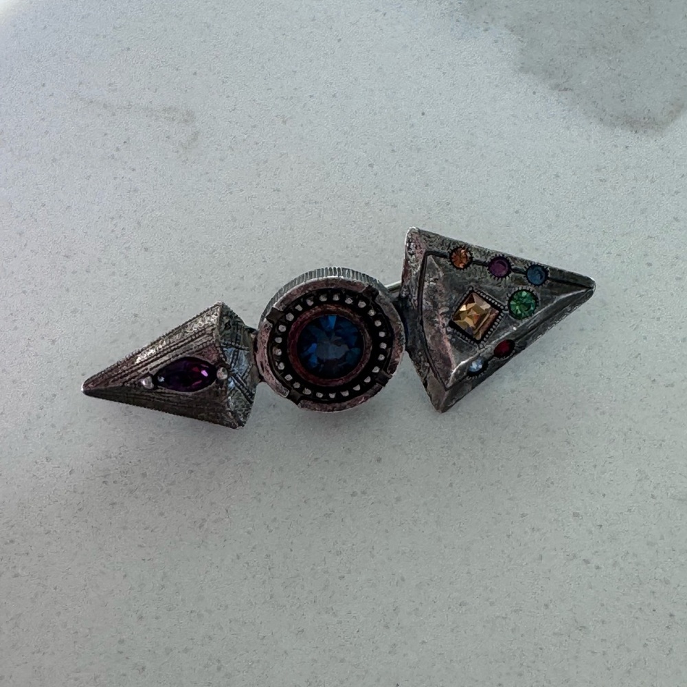 Patricia Locke Pendant Pin